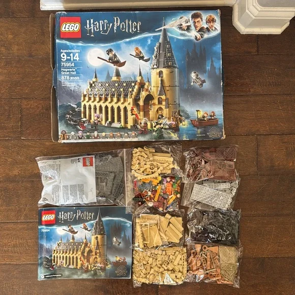 LEGO Harry Potter Hogwarts Great Hall (878 pcs)
75954 - Picture 6 of 6
